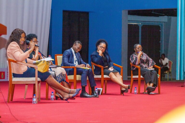 Bénin : sensibilisation à la prévention des violences basées sur le genre dans les écoles de santé.