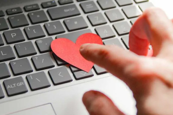Arnaque sentimentale amour en ligne site de rencontre