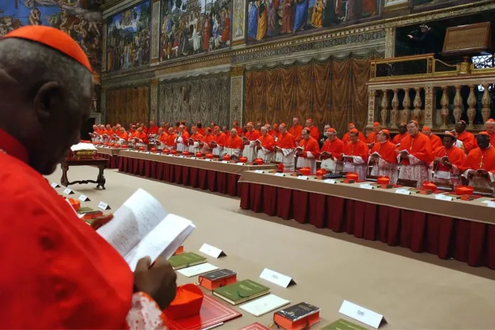 Eglise catholique conclave papal Vatican successeur du pape François