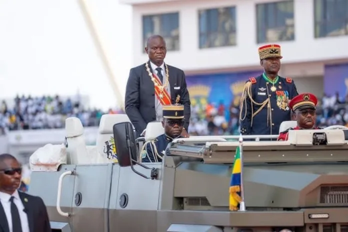 Gabon : une ovation inattendue pour Baltasar lors de l'investiture d'Oligui Nguema