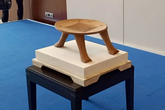 Bénin Kataklè tabouret royal