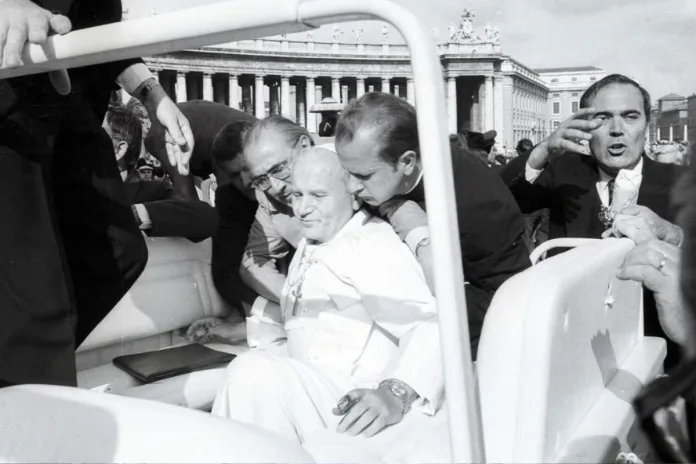 attentat Jean-Paul II