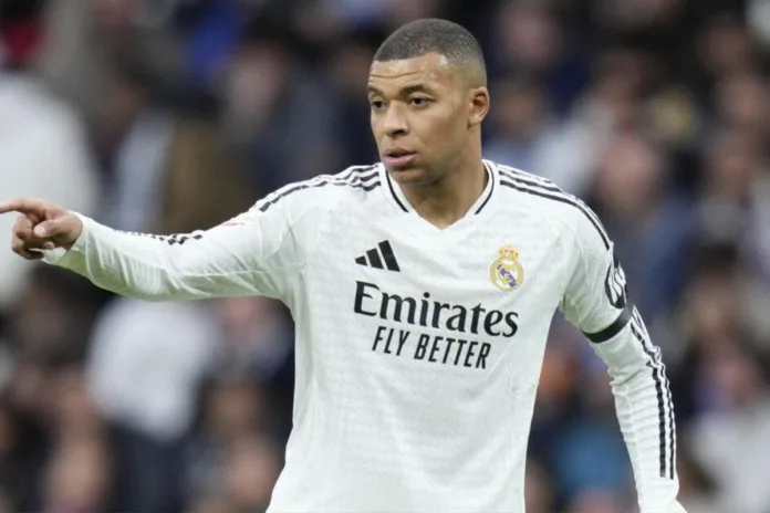 Football Kylian Mbappé Soulier d'Or