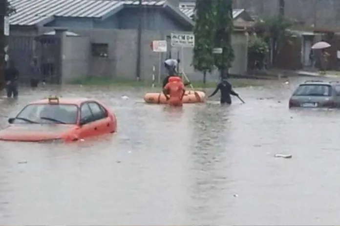 Côte d'Ivoire Abidjan pluie,