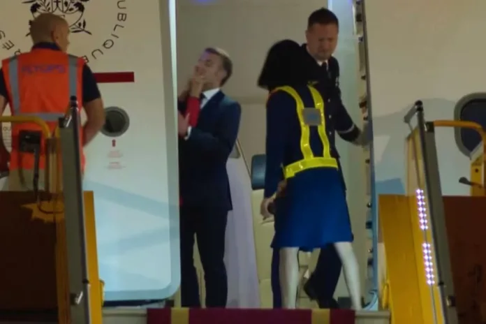 France gifle de Brigitte Emmanuel Macron réseaux sociaux