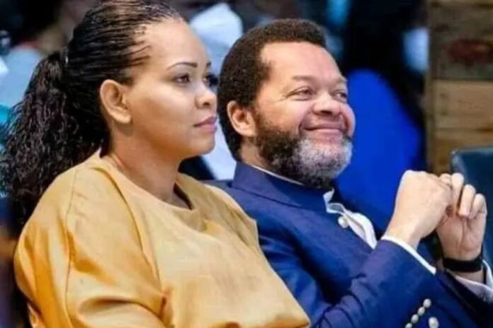 Marcello Tunasi Pasteur mariage