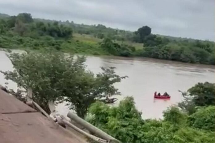 Bénin : 44 disparus après la chute d’un bus dans un fleuve