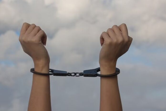 Un fournisseur d’eau décroche un contrat de 6 millions d’euros grâce à de faux documents