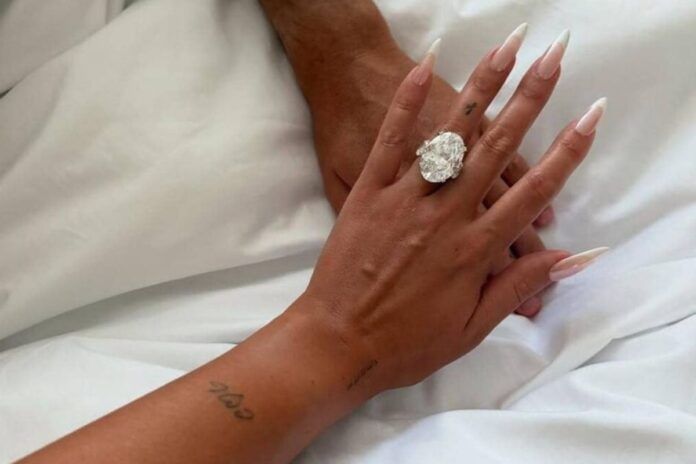 Cristiano Ronaldo bague de fiançailles Georgina