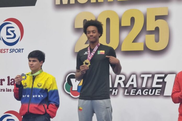 Ihsane Adjanonhoun Championnat Youth League Karaté