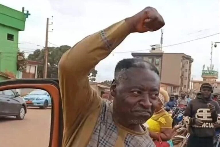 Cameroun Léopold Bessiping argent promis