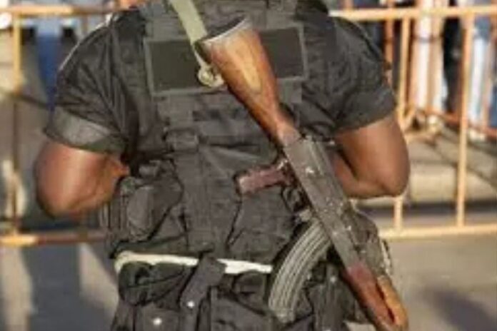 Côte d'Ivoire : un sergent de police tue un homme par jalousie