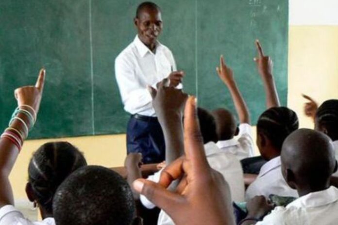 Sénégal : le téléphone portable interdit dans les écoles dès la rentrée 2025-2026