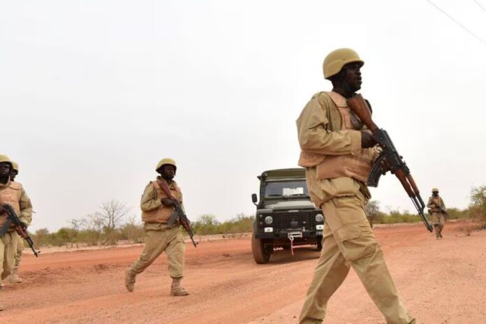 Burkina Faso : deux attaques jihadistes font plusieurs dizaines de morts dans le nord du pays