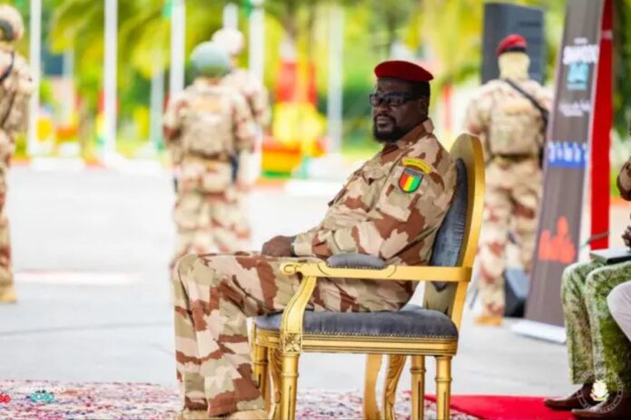 Guinée : Amadou Oury Bah ouvre la porte à une candidature de Mamadi Doumbouya