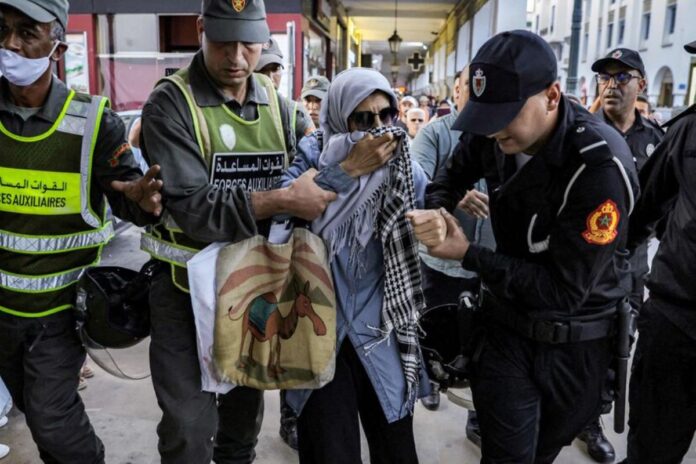 Maroc : des centaines de jeunes arrêtés pour avoir réclamé des réformes sociales