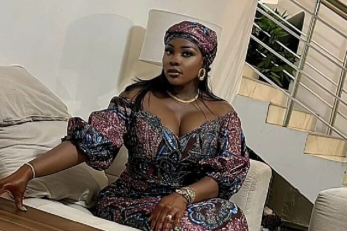 Hamond Chic : ce qu’il ne faut jamais demander à une femme