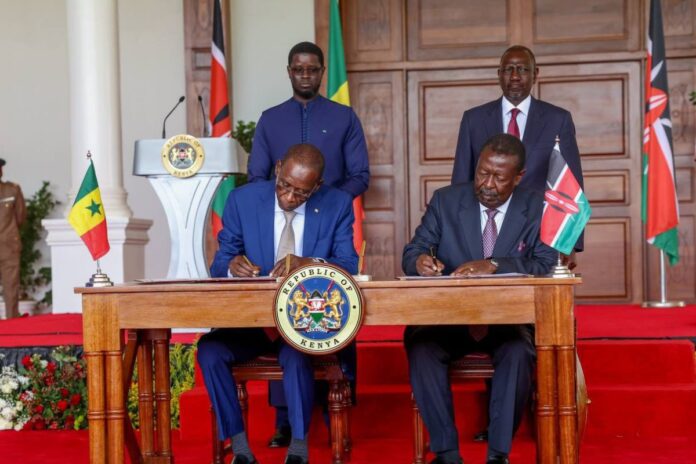 Diplomatie : le Sénégal et le Kenya signent un accord d’exemption de visa Diplomatie : le Sénégal et le Kenya signent un accord d’exemption de visa