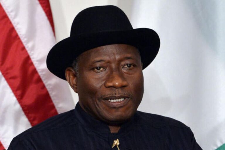 Nigeria : l'ancien Goodluck Jonathan au cœur d'une polémique