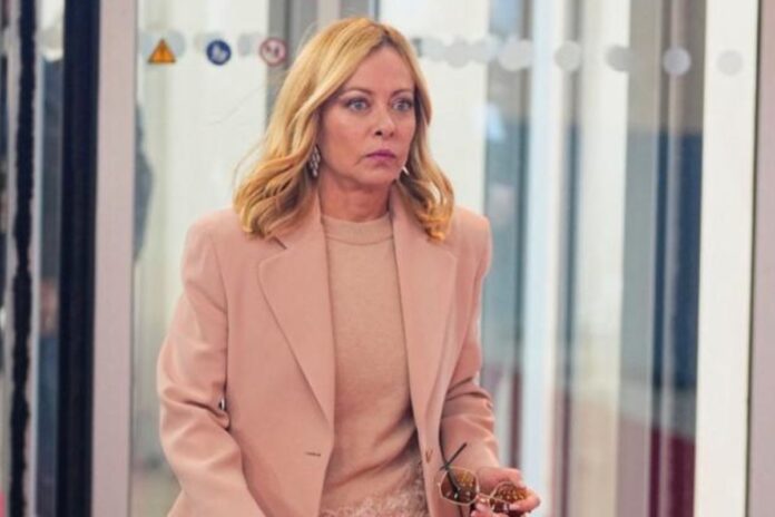 Italie : la Première ministre Giorgia Meloni visée par une plainte à la CPI