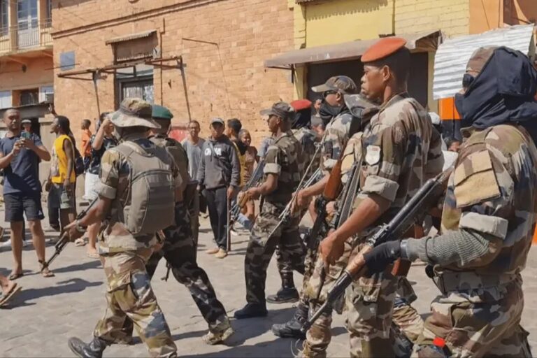 Madagascar : les militaires annoncent avoir pris le contrôle du pays