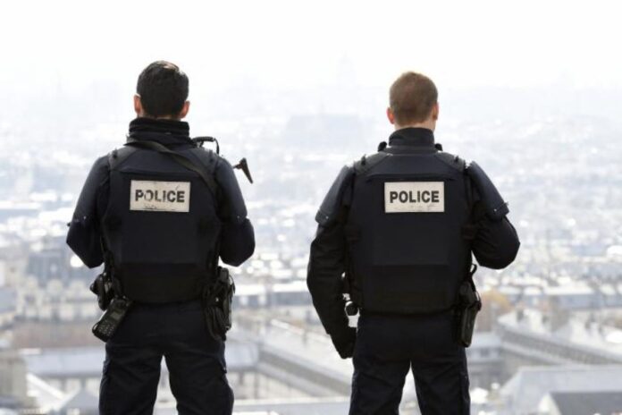 France : deux policiers suspendus pour viole présumé en garde à vue 