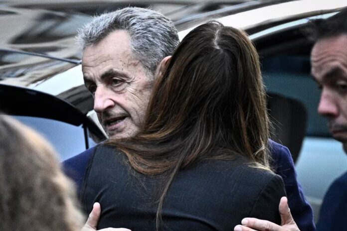 France : Nicolas Sarkozy retrouve sa liberté