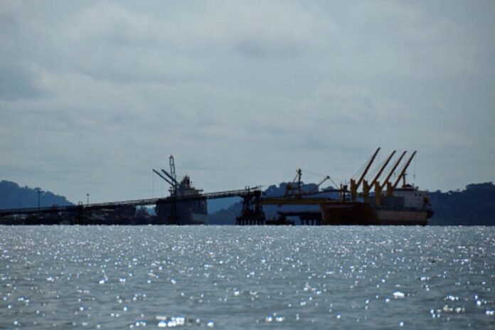 Gabon : un navire chargé de 48 000 tonnes de manganèse disparaît du port d’Owendo
