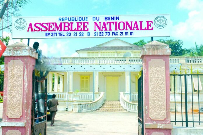 Bénin : six ministres défendent leurs budgets devant la Commission budgétaire
