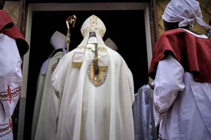 Mali : la pénurie de carburant force l’Église à annuler le pèlerinage de Kita