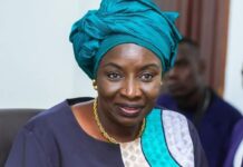 Sénégal : Aminata Touré, nouvelle pièce maîtresse de la coalition « Diomaye Président » Sénégal : Aminata Touré quitte le groupe WhatsApp de la Conférence des leaders