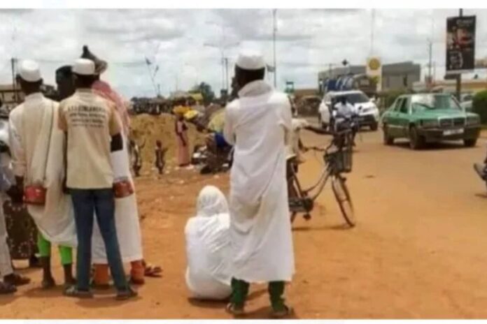 Burkina Faso : des mendiants ont été réquisitionnés pour des travaux d'intérêt général