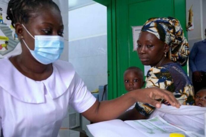 Bénin : les employeurs tenus d’assurer chaque salarié sous peine d’amende