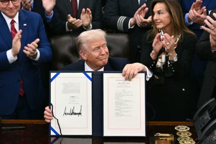 États-Unis : la plus longue paralysie budgétaire de l’histoire prend fin