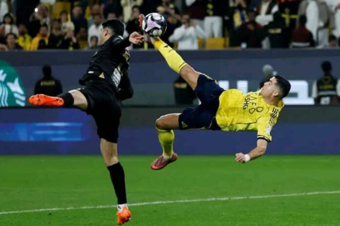 Cristiano Ronaldo, 40 ans, signe un retourné spectaculaire avec Al-Nassr