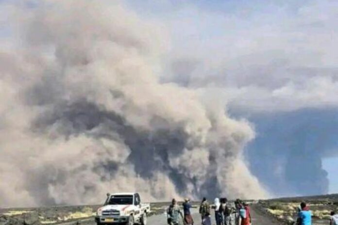 Éthiopie : le volcan Hayli Gubbi entre en éruption pour la première fois depuis 10 000 ans
