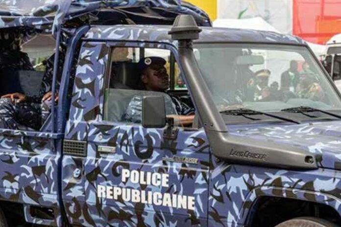 Bénin : 19 véhicules volés au Canada interceptés par la police
