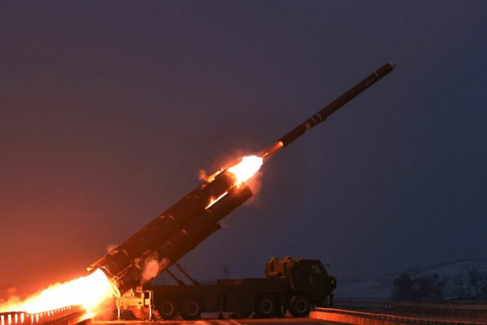 Corée du Nord : Kim Jong-un supervise un nouvel essai de missile de croisière