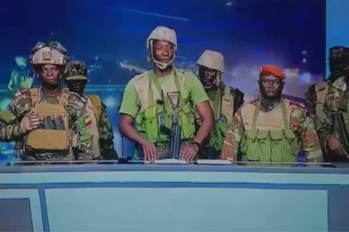 Tentative de coup d’État déjouée : le colonel Tigri activement recherché