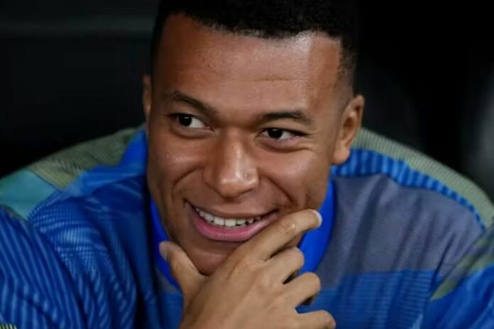 Football : le PSG condamné à verser près de 61 millions d’euros à Kylian Mbappé