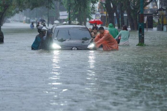 Indonésie : le bilan des inondations passe la barre des 500 morts