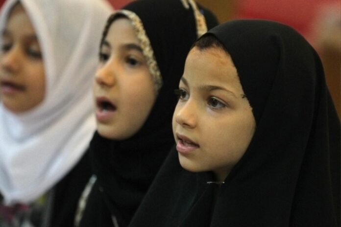 Autriche : le Parlement interdit le voile aux enfants de moins de 14 ans