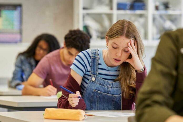 France : le BAC se durcit, les repêchages seront supprimés en dessous de...