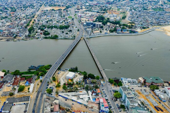 Le Bénin a survécu à deux coups : celui des armes et celui de la BIR-C/AES sur nos écrans