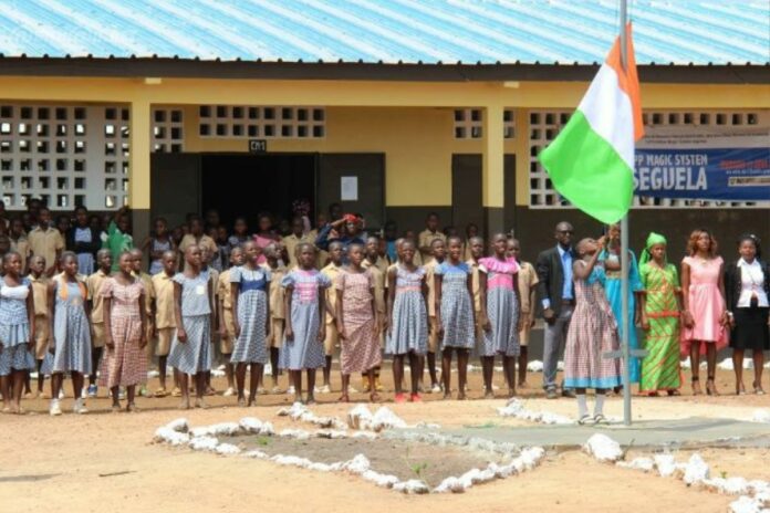 Côte d’Ivoire : plus de 1 300 élèves renvoyés pour insuffisances en lecture et en écriture