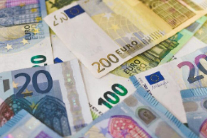 France : des centaines de billets retrouvés dans un centre de tri