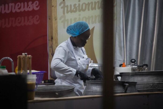 Bénin : Keith Sonon s’élance pour un marathon culinaire record