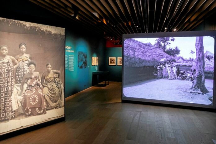 Bénin : revisiter le Dahomey colonial entre archives et créations contemporaines