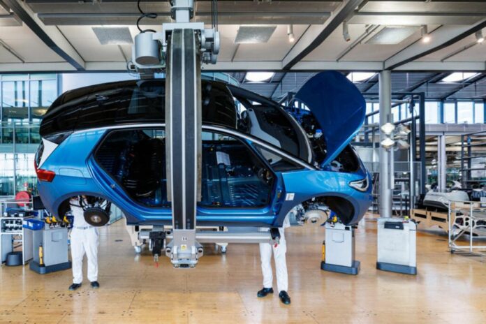 UE : la fin du tout-électrique pour les voitures en 2035