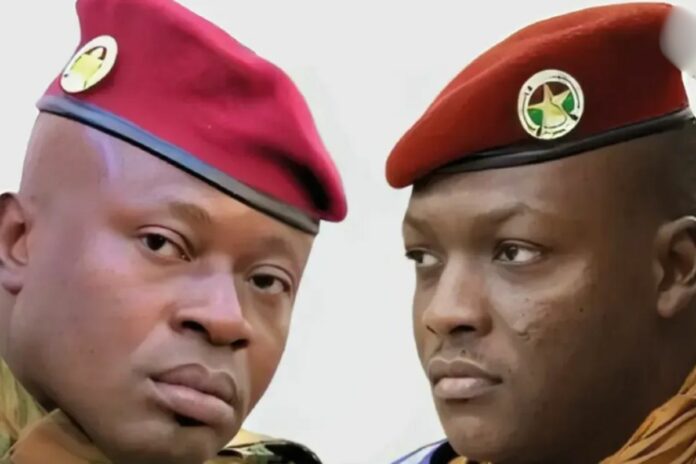 Burkina Faso : Paul-Henri Sandaogo Damiba pourrait être extradé, Traoré s’exprime